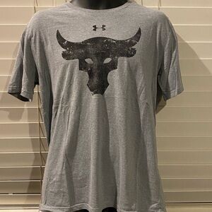 Under Armour Gray Short Sleeve Tee with Breathable Fabric